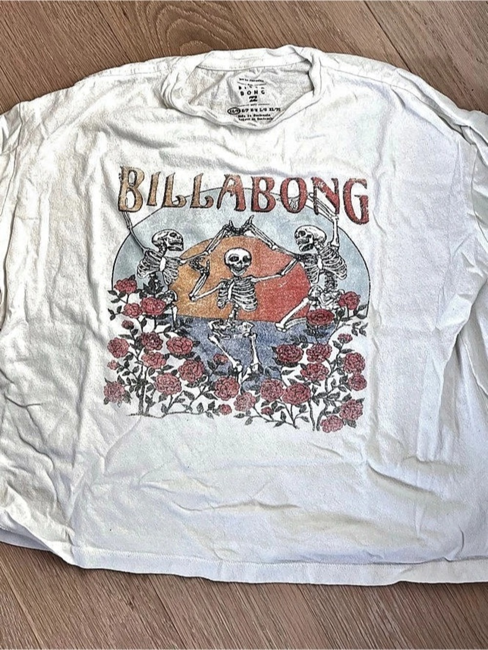 Billabong Graphic Tee in White & Orange Size Large